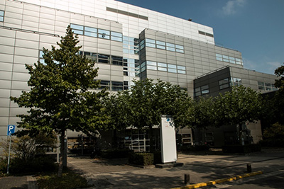 Ingang van het Boswell‑Bèta gebouw